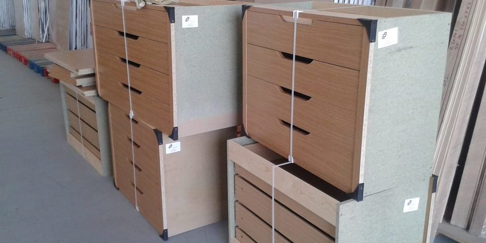 cajoneras-a-medida cajoneras de madera a medida en Valencia