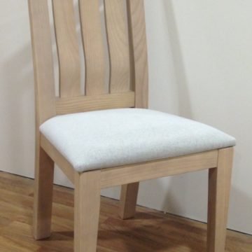 Mesas y sillas de madera a medida en Valencia