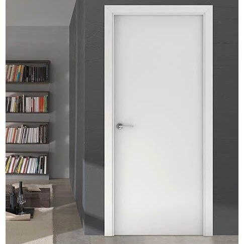 Puerta de madera lacada blanca