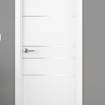 Puerta de madera lacada blanca