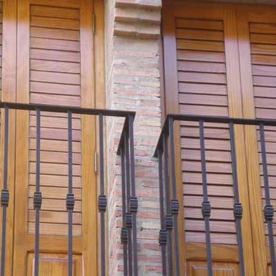 Restauración de puertas de madera en Valencia