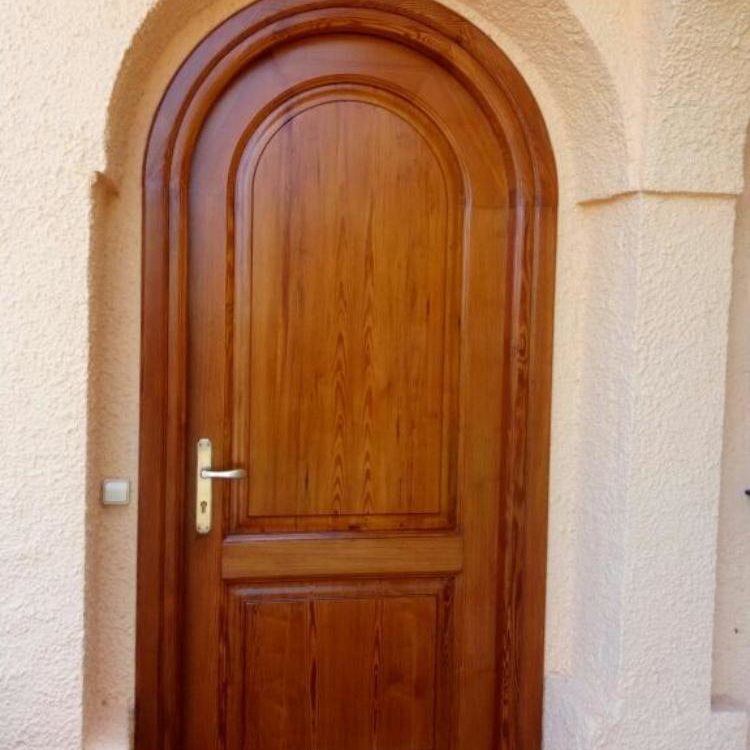 Restauración de puertas de madera en Valencia