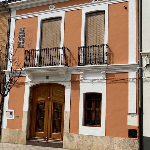 Puertas de calle de madera maciza