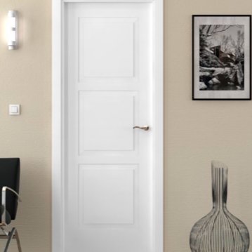 Puerta de madera lacada blanca